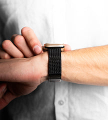 KUXIU Black Stainless Steel Magnetic Apple Watch Band